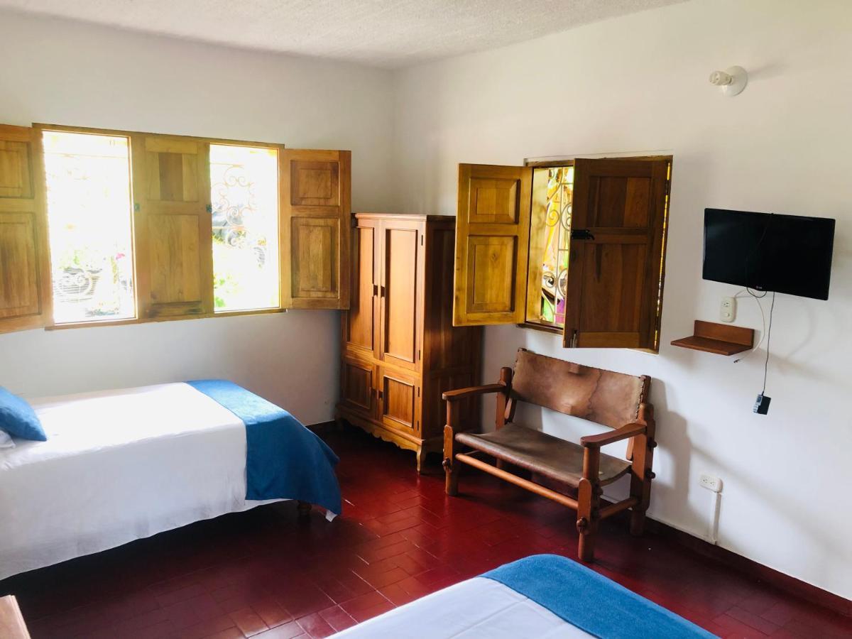 Castillo De Cascadas Finca Hotel Саламина Экстерьер фото