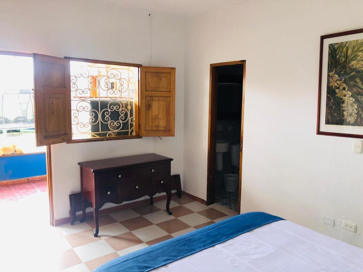 Castillo De Cascadas Finca Hotel Саламина Экстерьер фото
