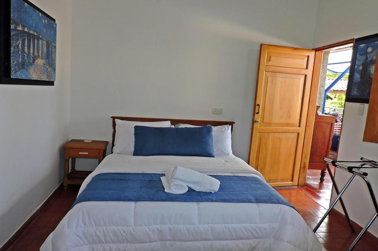 Castillo De Cascadas Finca Hotel Саламина Экстерьер фото